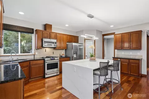 Kitchen - 18408 41st Dr SE, Bothell, WA 98012 photo 4 of 4