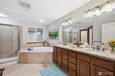 Bath - 18408 41st Dr SE, Bothell, WA 98012 photo 2 of 4