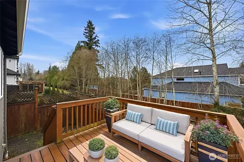 Exterior - 18408 41st Dr SE, Bothell, WA 98012 photo 3 of 3