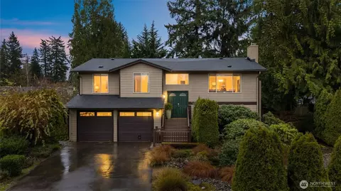 14415 NE 66th Ct, Redmond, WA 98052
