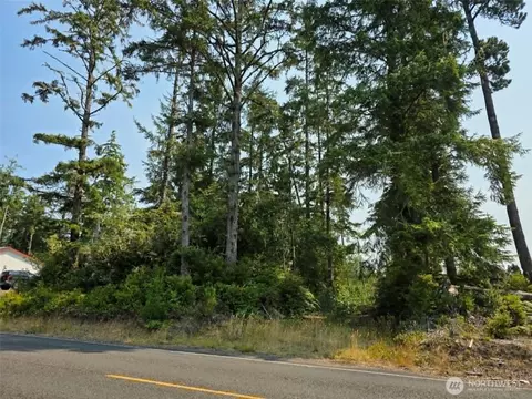27602 U St, Ocean Park, WA 98640