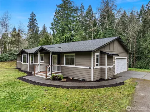 2370 Martin Ave E, Port Orchard, WA 98366