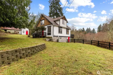 10415 SE Southworth Dr, Port Orchard, WA 98366