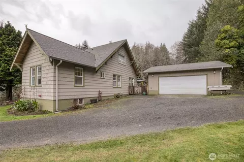 3321 Wiskhah Rd, Aberdeen, WA 98520