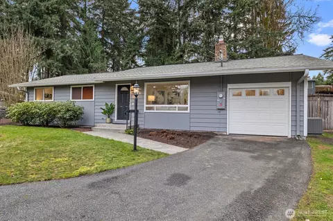 9218 NE 184th Pl, Bothell, WA 98011