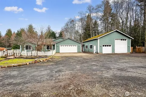 81 E Moore Ln, Shelton, WA 98584