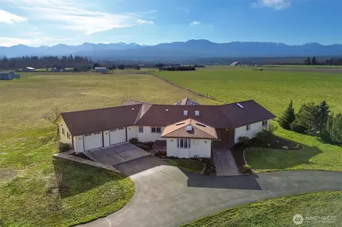 1132 Woodcock Rd, Sequim, WA 98382