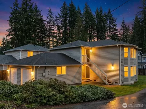 13411 Meadow Rd, Everett, WA 98208