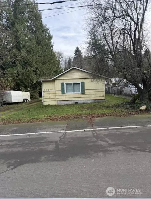 11244 10th Ave S, Seattle, WA 98168