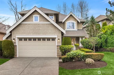 818 S 36th Pl, Renton, WA 98055