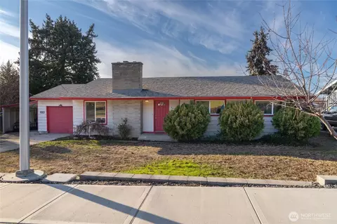 1616 N Baker Ave, East Wenatchee, WA 98802