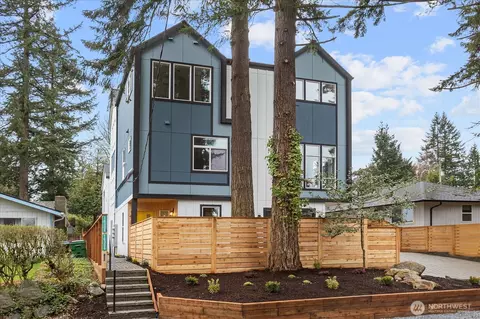 14308 Roslyn Pl N, Seattle, WA 98133