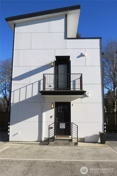 890 Magellan Ave NE #4, Ocean Shores, WA 98569