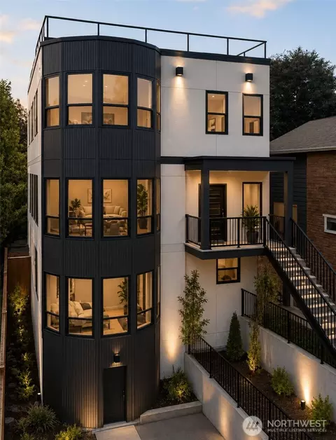 4019 4th Ave NE, Seattle, WA 98105