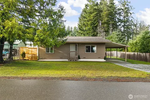 4984 Victory Dr SW, Port Orchard, WA 98367