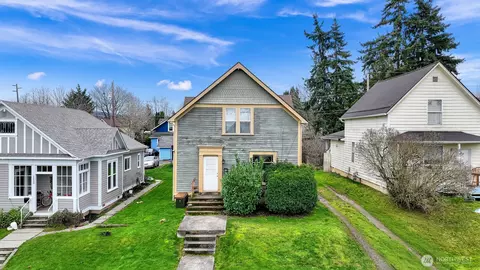 1524 Iron St, Bellingham, WA 98225