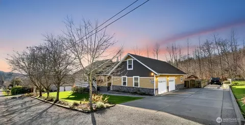 17766 Pamela St, Mount Vernon, WA 98274