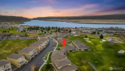 9270 Canyon Dr NW #C16, Quincy, WA 98848