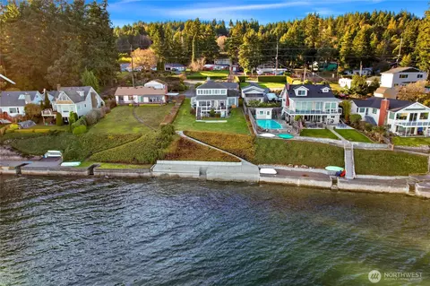 5762 Chico Way NW, Bremerton, WA 98312