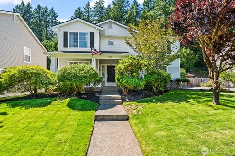 1513 Jensen Ave, Dupont, WA 98327