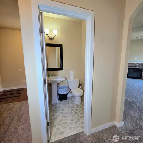 Entry Way - 1605 Riddell Ave NE, Orting, WA 98360 photo 2 of 4