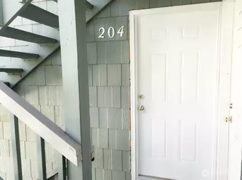 3430 I St NE #K204, Auburn, WA 98002