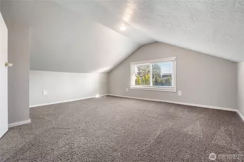 Bedroom - 1705 Marshall Ave, Enumclaw, WA 98022 photo 5 of 5