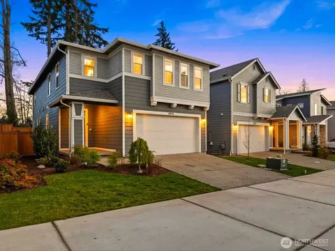 4933 88th Dr NE, Marysville, WA 98270