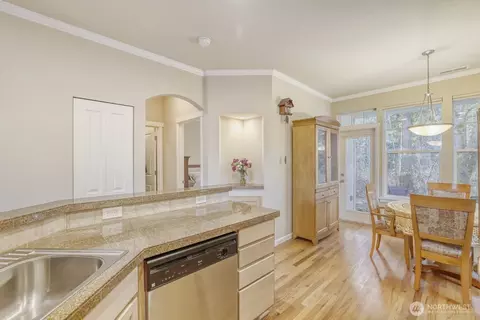 Kitchen - 23902 33rd Dr SE, Bothell, WA 98021 photo 2 of 3