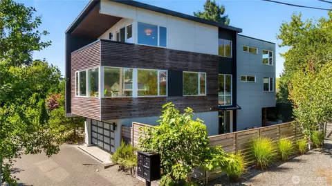 5151 S Frontenac St, Seattle, WA 98118
