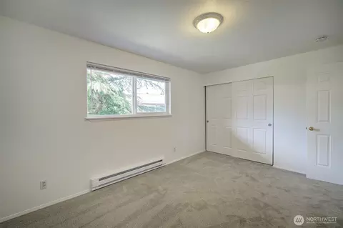 Bedroom - 747 75th St SE #B203, Everett, WA 98203 photo 4 of 4