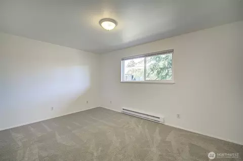 Bedroom - 747 75th St SE #B203, Everett, WA 98203 photo 3 of 4