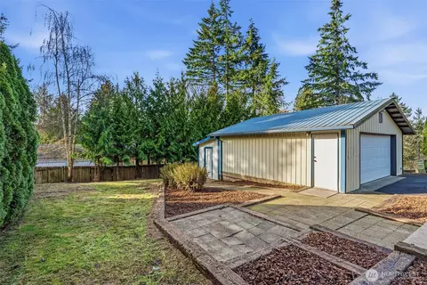 Exterior - 508 Nevada Dr, Longview, WA 98632 photo 10 of 12