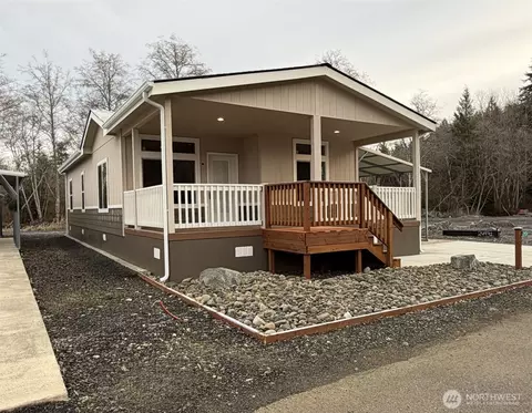 2010 Broadway Ave #20, Hoquiam, WA 98550