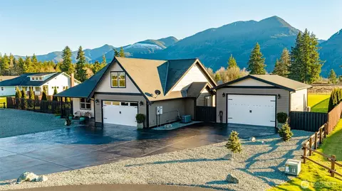 7420 Windsong Ln, Sedro Woolley, WA 98284