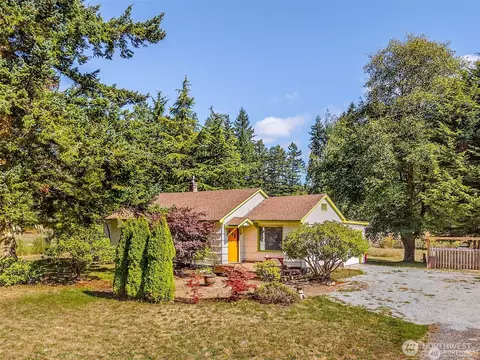 615 SW Camano Dr, Camano Island, WA 98282