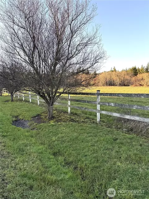 144 Laurence Ln, Centralia, WA 98579