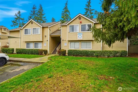 1806 S 286th Ln #O-201, Federal Way, WA 98003