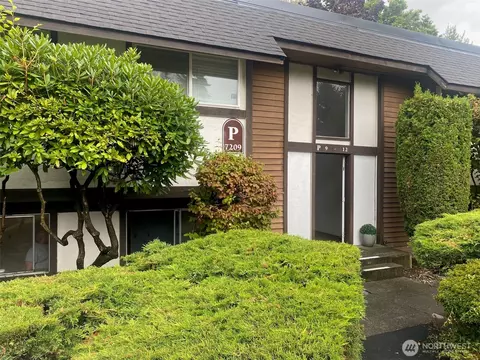 7209 224th St SW #P9, Edmonds, WA 98026