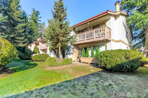 17311 119th Ln Se J #3, Renton, WA 98058