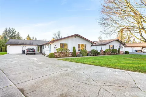 508 Forest Cir E #4A, Lynden, WA 98264