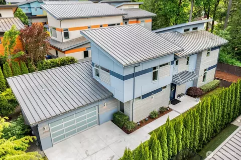 21955 SE 30th Pl, Sammamish, WA 98075