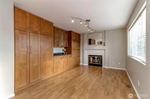 Living - 3436 Wetherbee Ln, Enumclaw, WA 98022 photo 5 of 6