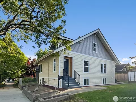 5909 8th Ave NW, Seattle, WA 98107