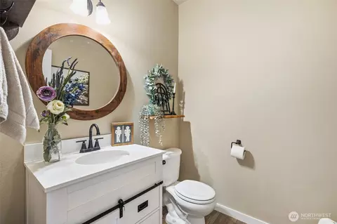 Bath - 19320 74th Ave E, Spanaway, WA 98387 photo 5 of 5
