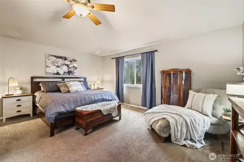Bedroom - 19320 74th Ave E, Spanaway, WA 98387 photo 3 of 6