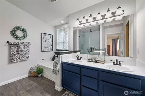 Bath - 19320 74th Ave E, Spanaway, WA 98387 photo 1 of 5