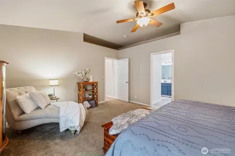 Bedroom - 19320 74th Ave E, Spanaway, WA 98387 photo 4 of 6
