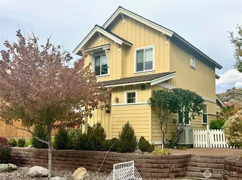 90 Veranda Dr, Oroville, WA 98844