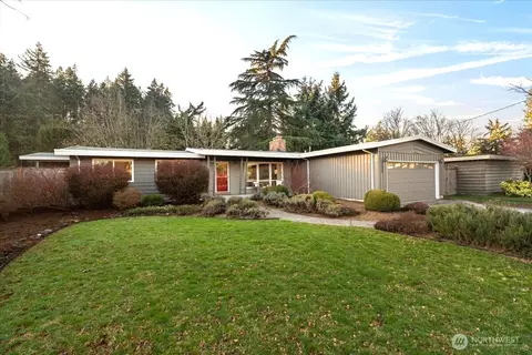 2535 154th Ave SE, Bellevue, WA 98007